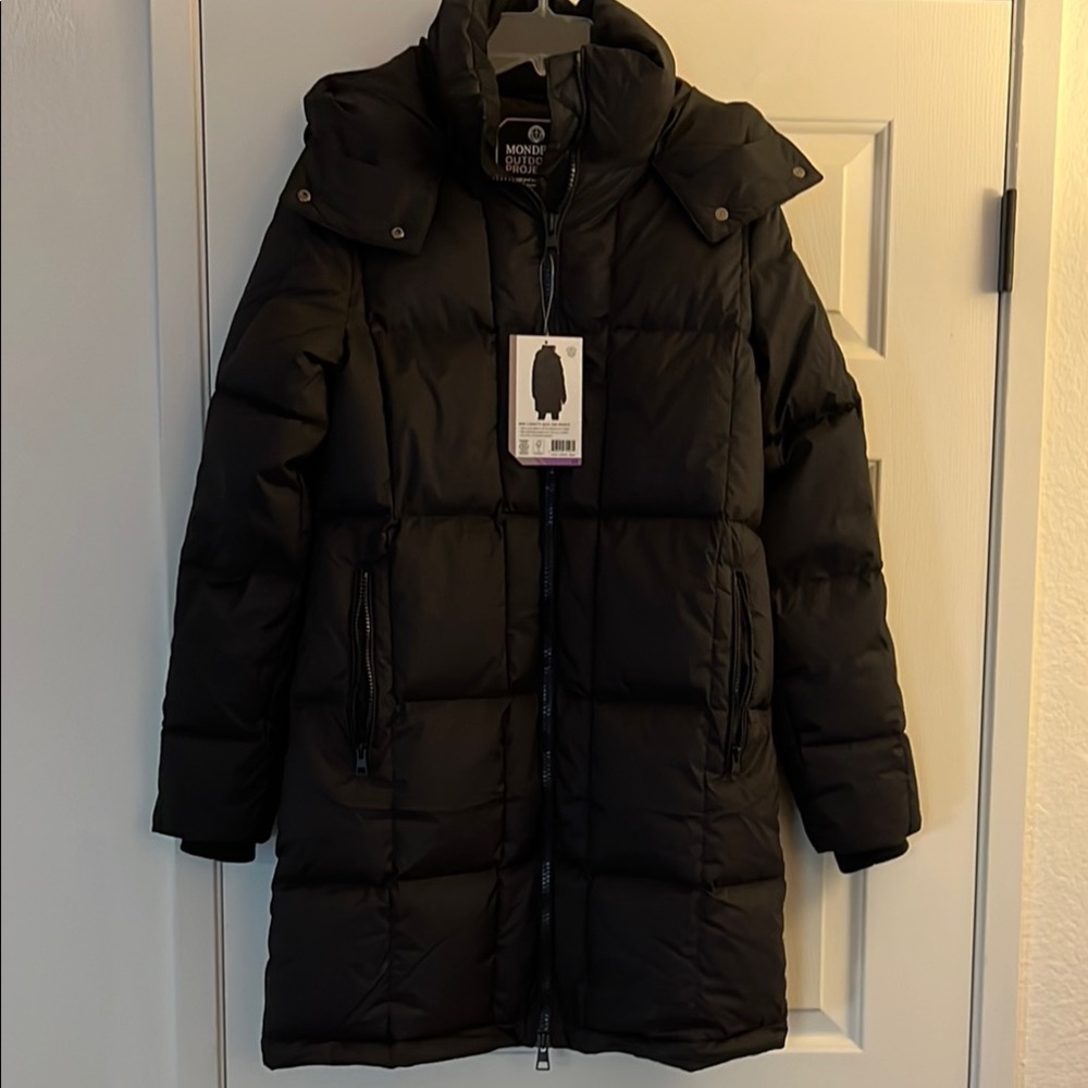 Mondetta Women's Black Puffer Coat